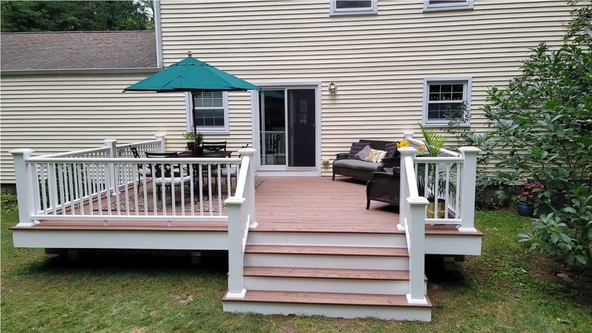 Custom Deck Additions for Your Easton Home