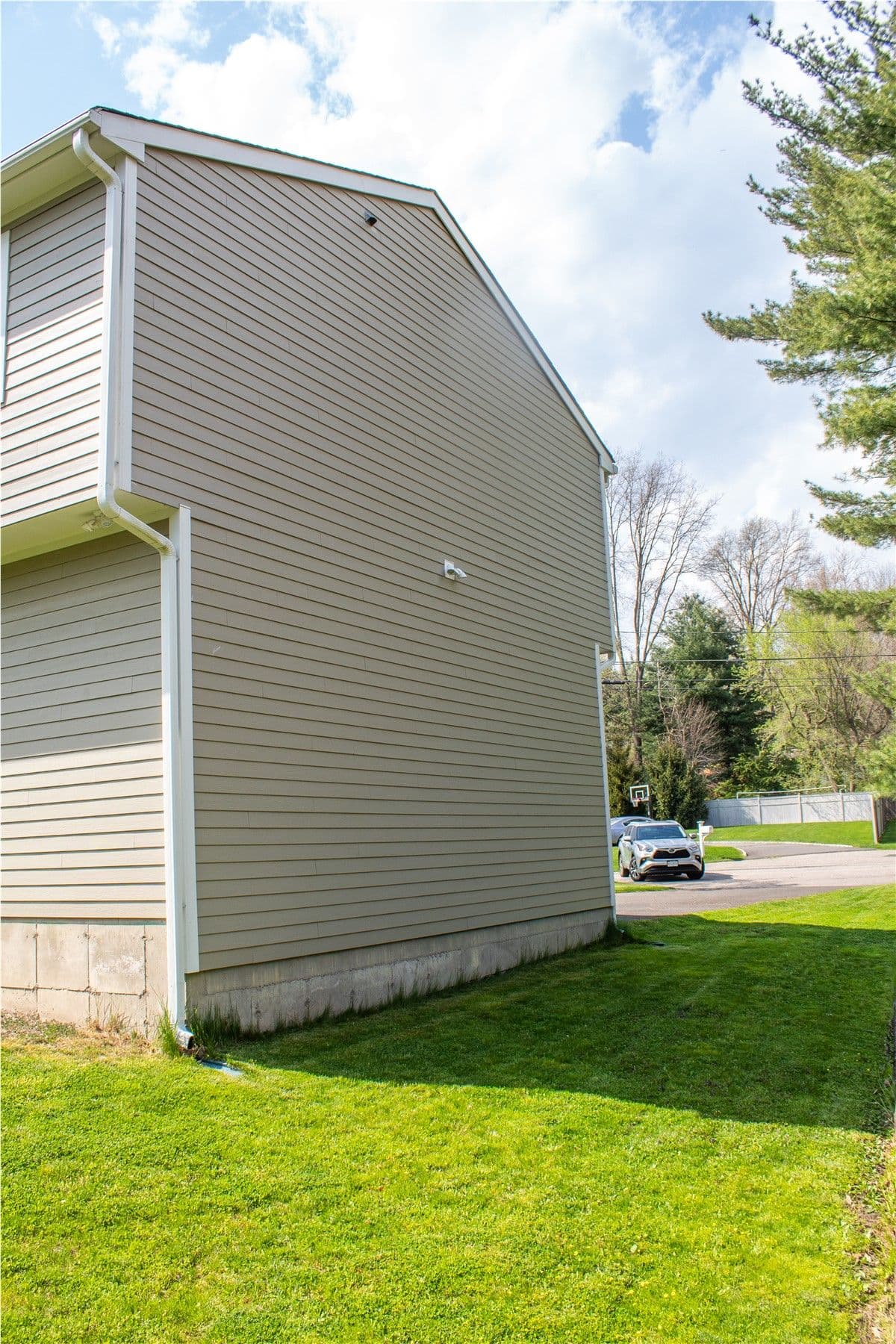 Cobblestone James Hardie Siding - Westport, CT